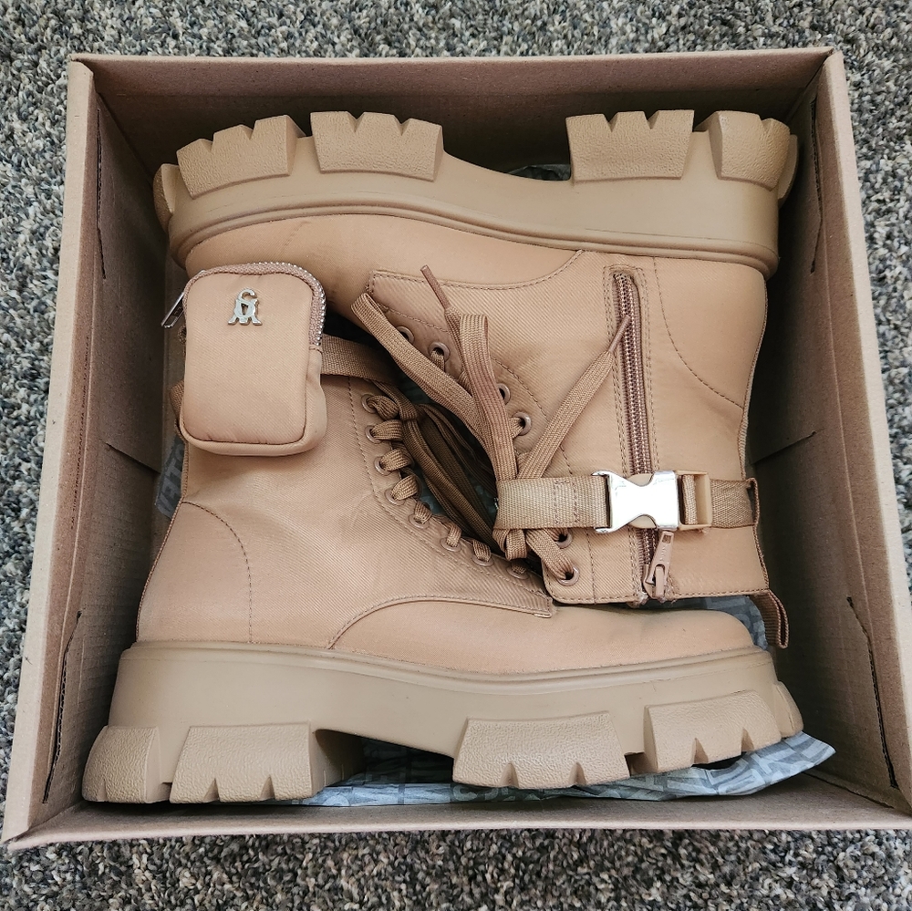 Chunky Steve Madden Boots